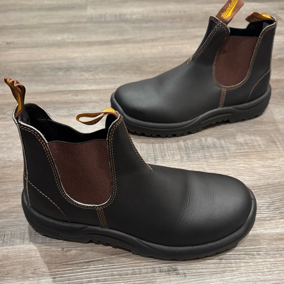 Blundstone BL 172 Stout Brown Leather Work Chelsea Boots - Main Image